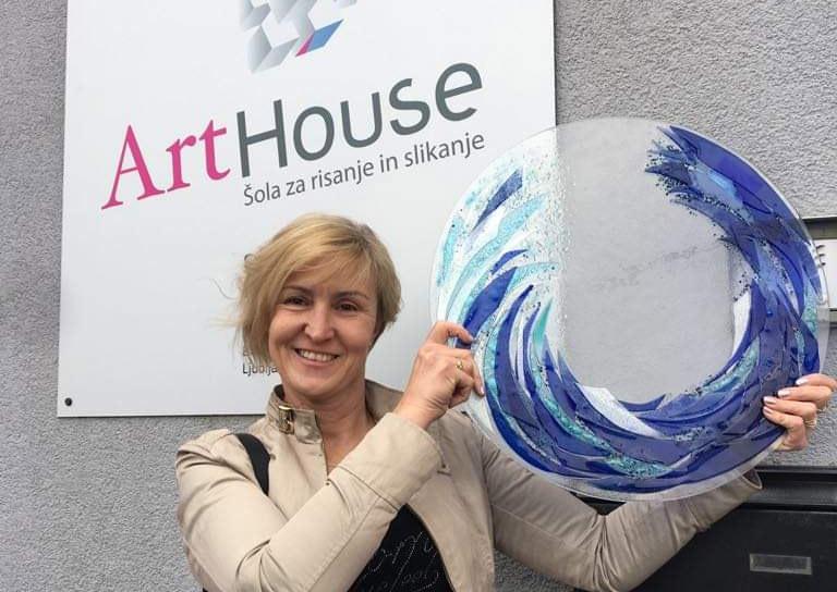 steklo-kot-predmet-umetniske-obdelave