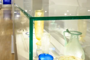 steklene-vitrine-po-meri- 00004